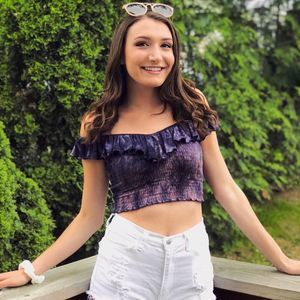 Meet your Posher, Samantha